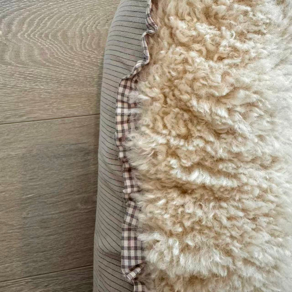 Cosy Plush Pet Bed
