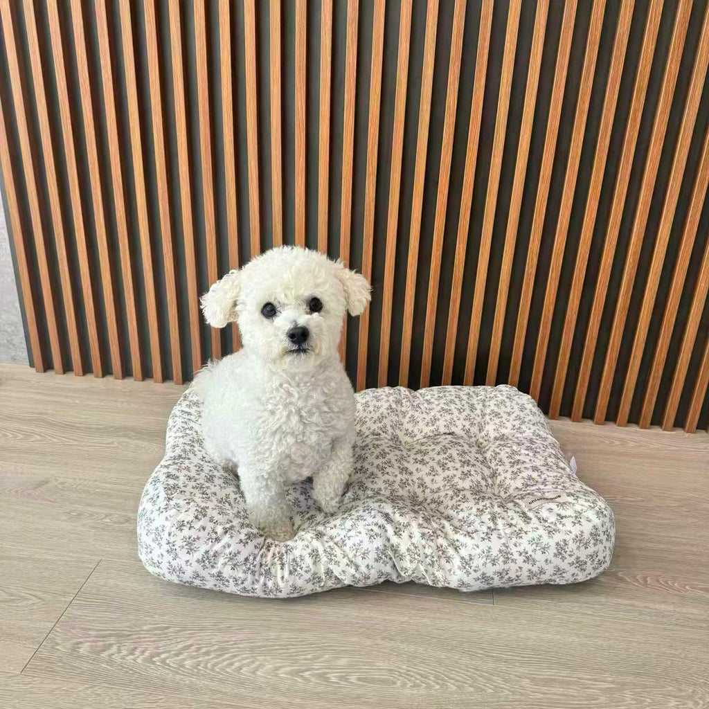 Reversible Floral Pet Mat
